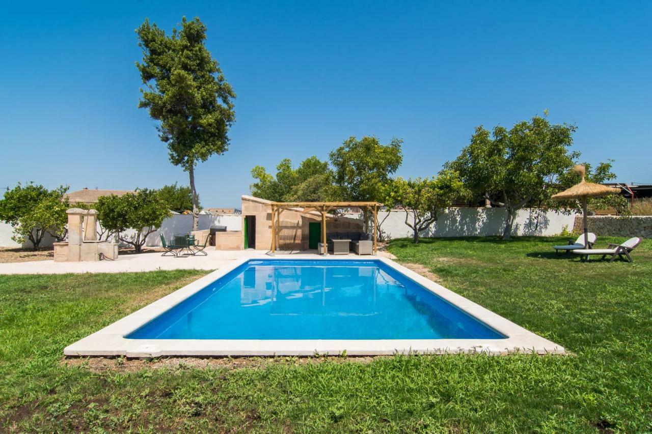 Villa Valls Montuiri  Exteriör bild